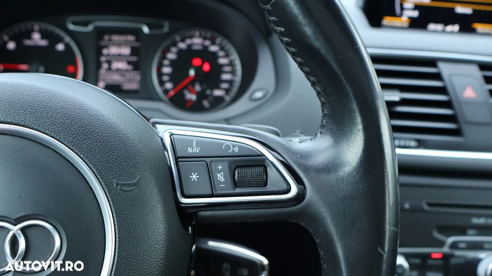 Audi Q3 2.0 TDI Quattro S tronic - 18