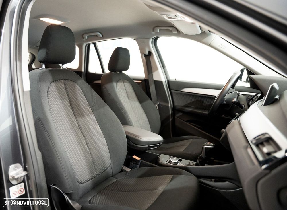 BMW X1 25 e xDrive Corporate Edition - 14