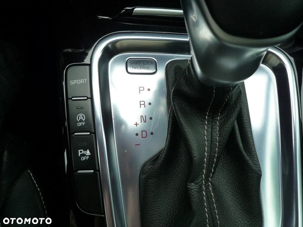 Kia ProCeed 1.4 T-GDI GT Line DCT - 25