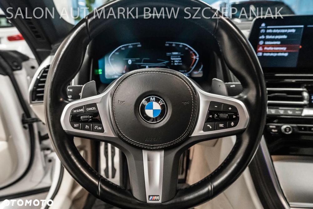 BMW Seria 8 840i xDrive - 18