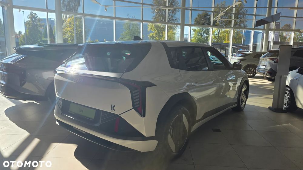 Kia EV4 81,4-kWh Air - 2