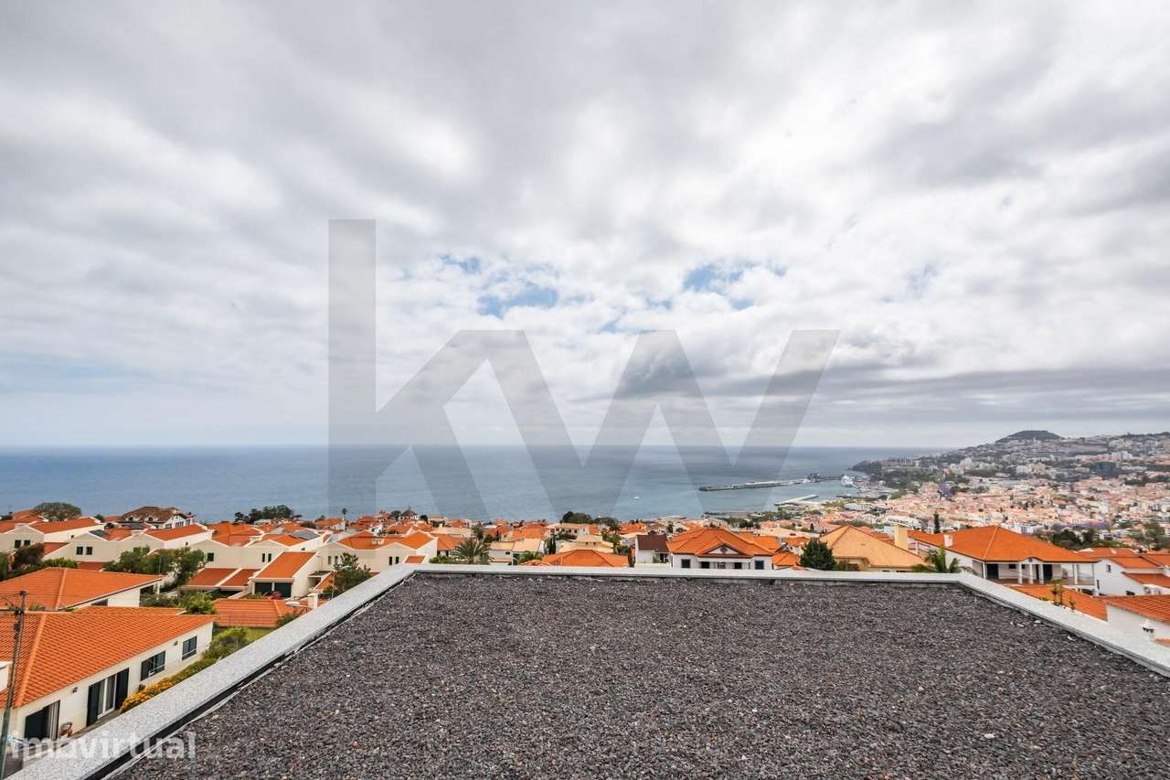 Moradia T4  na Rua Cidade New Bredford / Quinta do Faial - Grande imagem: 3/41