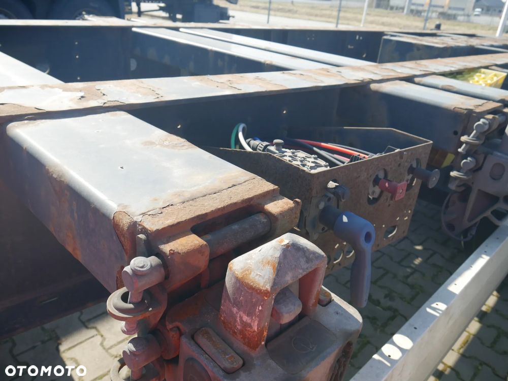 Krone Trailer Chassis Gooseneck extendible 2x 20', 30', 40' and 45' - 11