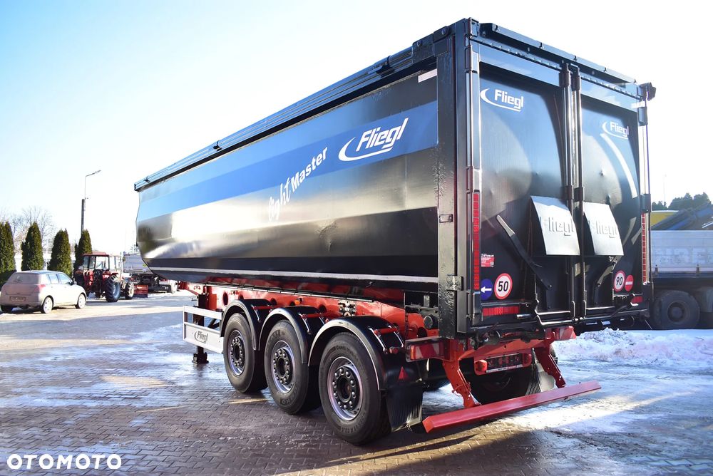 Fliegl Wywrotka / 55 m³/ Klapo-Drzwi/2 x Szybr/ S.A.F / Oś podnoszona / Sprowadzona z Niemiec ! - 7