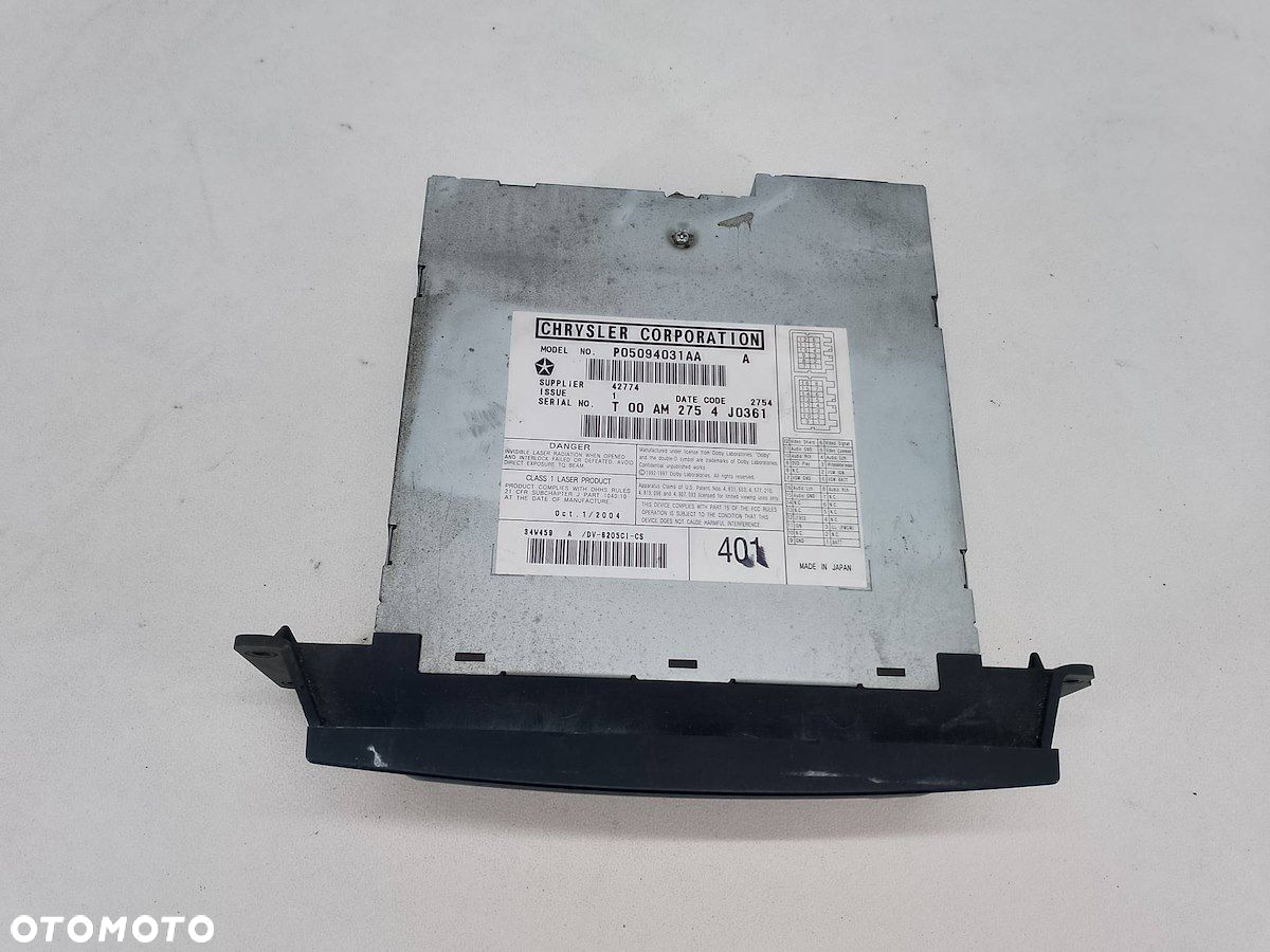 ZMIENIARKA CD CHRYSLER PACIFICA P05094031AA - 2