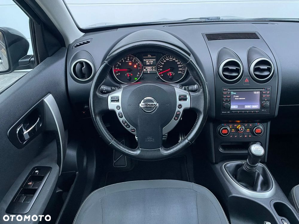 Nissan Qashqai - 21