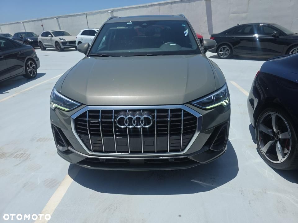 Audi Q3 45 TFSI Quattro S tronic S line - 2