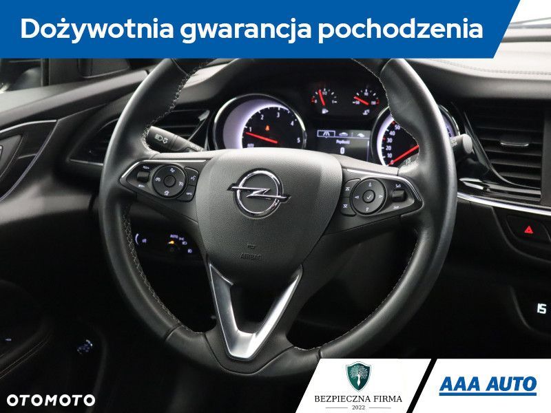 Opel Insignia - 23