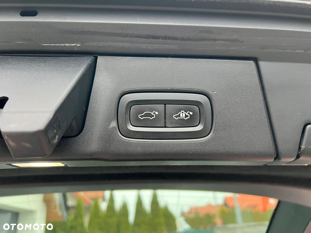 Volvo V90 D5 AWD Geartronic R Design - 20