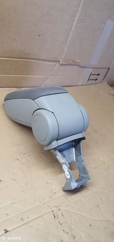 Podłokietnik środkowy Audi A4 B8 8P0864207B - 7