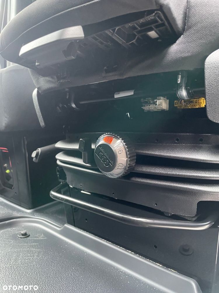 Mercedes-Benz Sprinter 317 CDI Reflektory LED Resorow. fotel Automat - 7