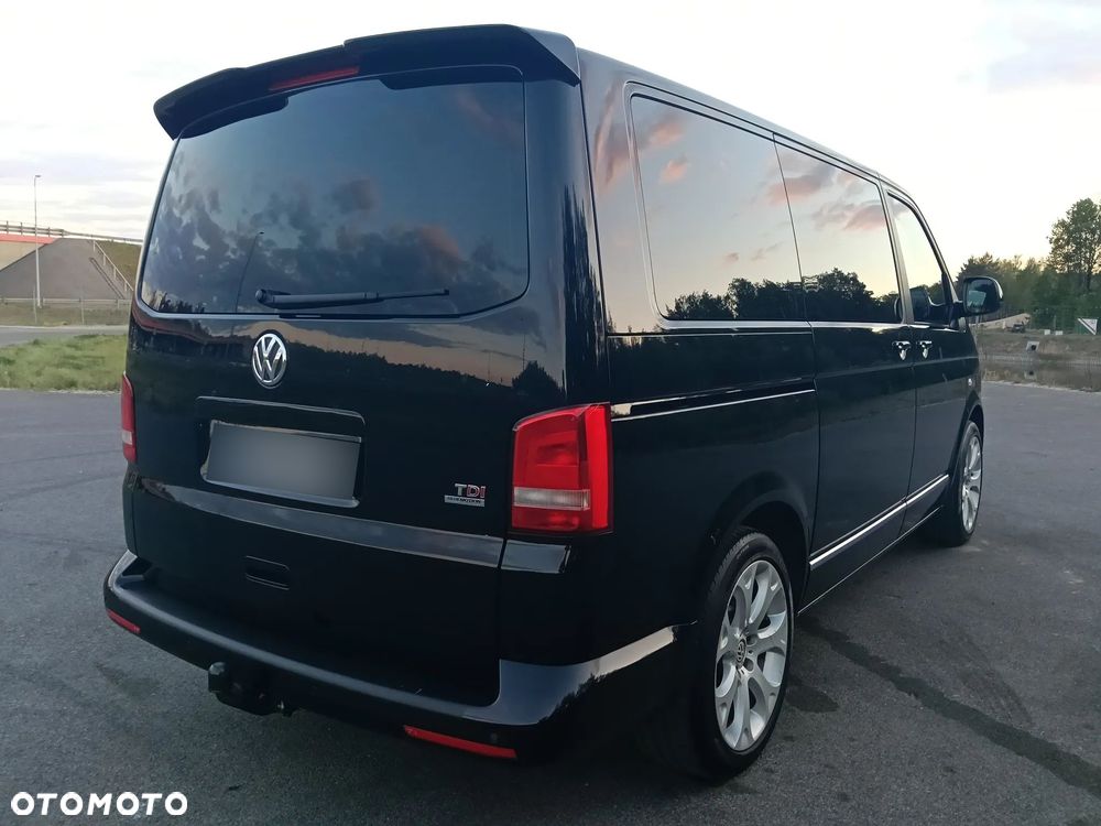 Volkswagen Multivan - 9