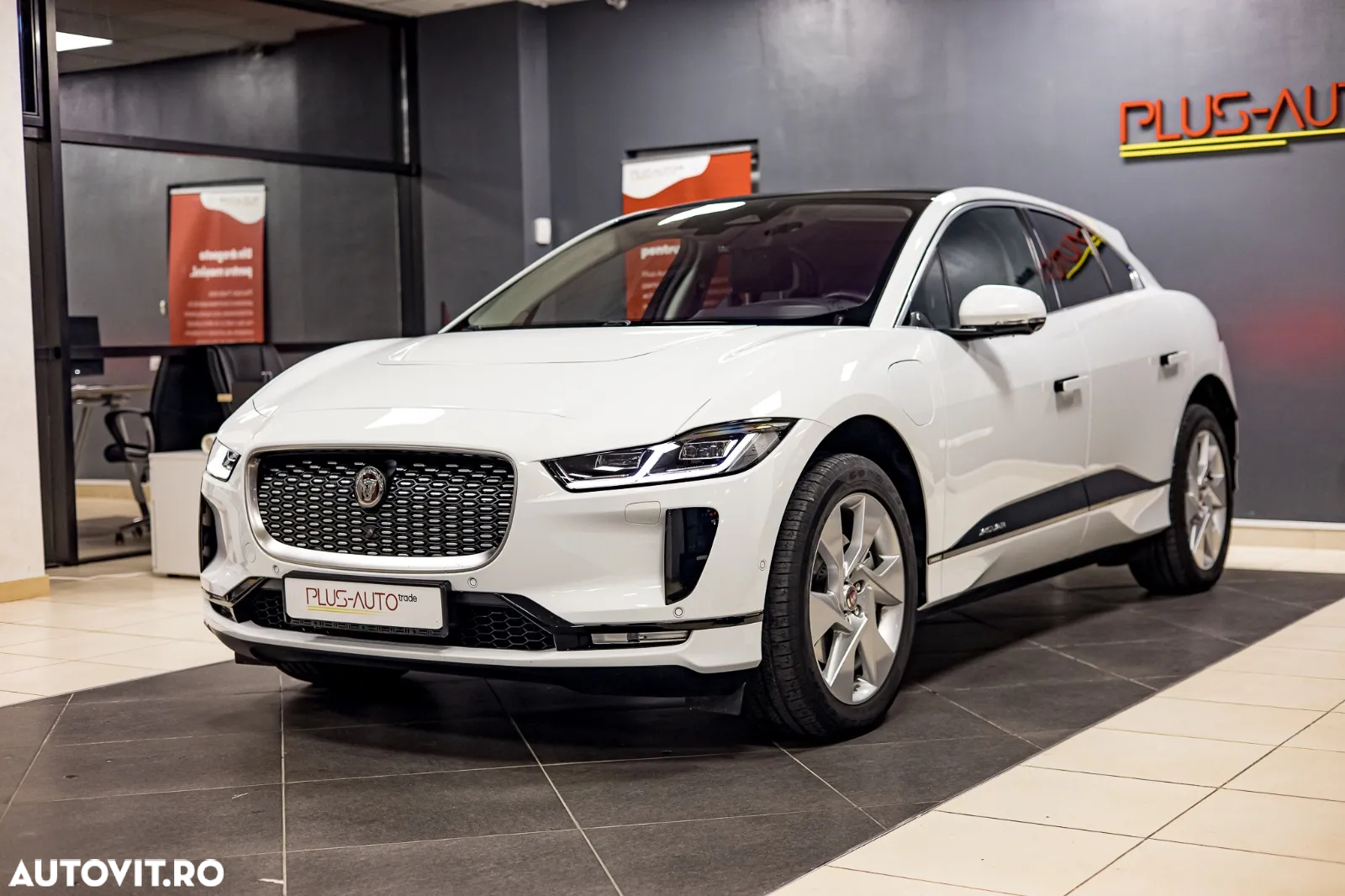 Jaguar I-Pace HSE - 12