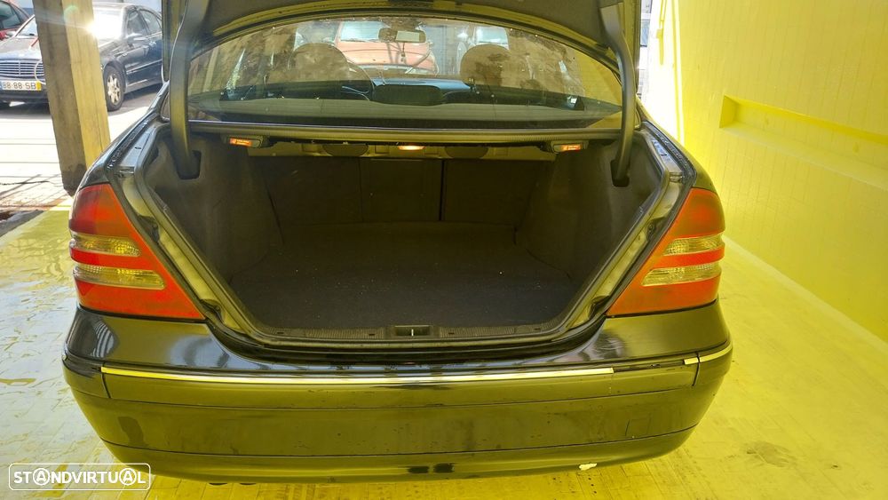Mercedes-Benz C 220 CDi Classic - 17