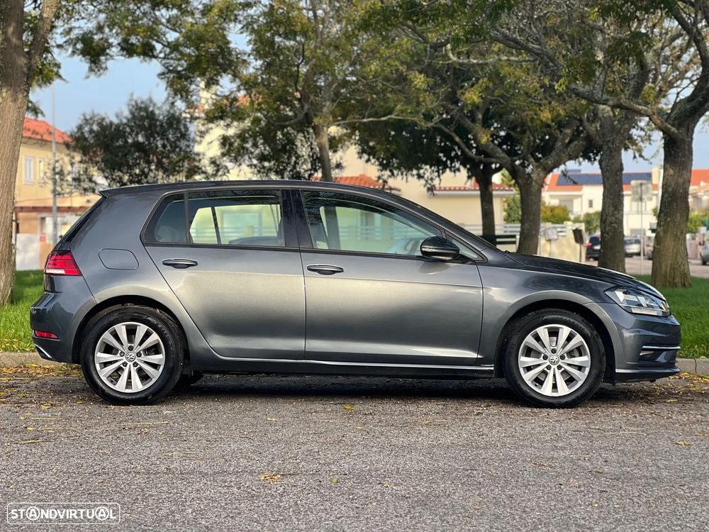 VW Golf 1.6 TDI Confortline - 2