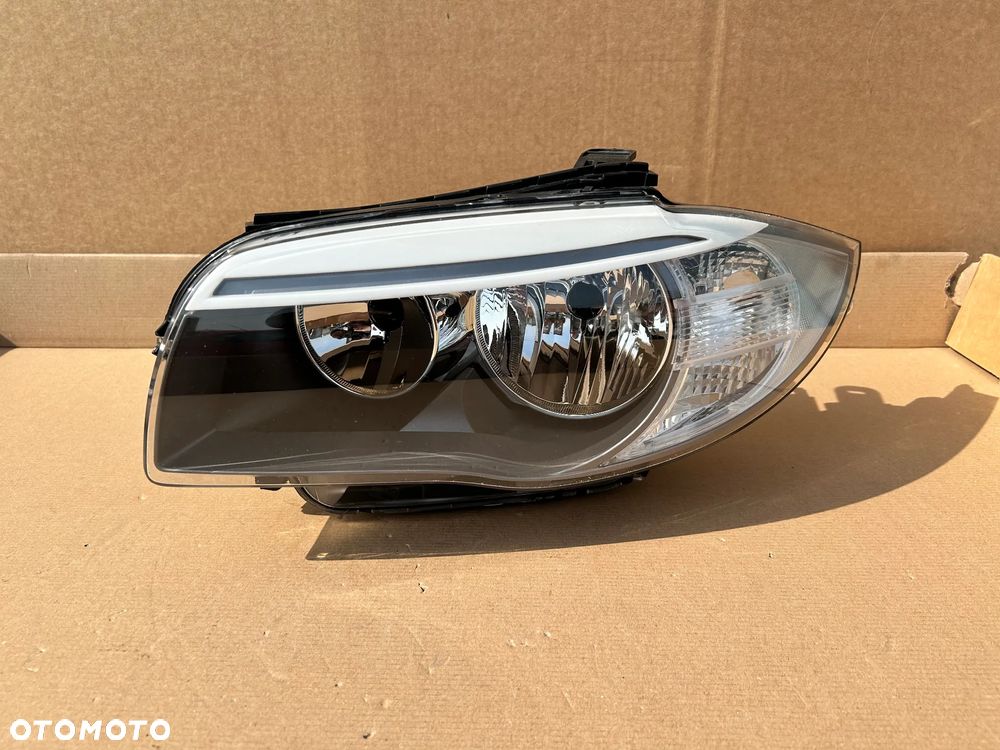 BMW 1 I E87 E88 E82 E81 LAMPA PRZÓD PRZEDNIA LEWA 726363902 - 1