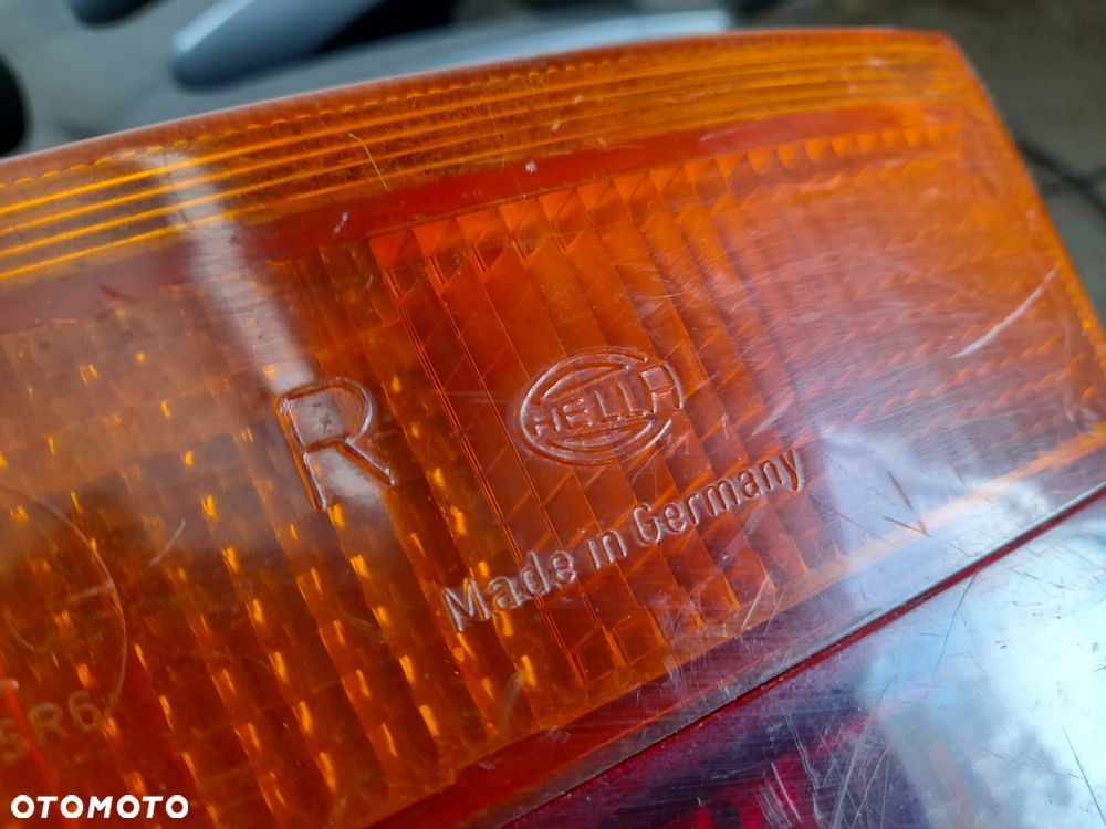 Lampa prawy tył Volkswagen Passat B1 Hella 321945096 - 3