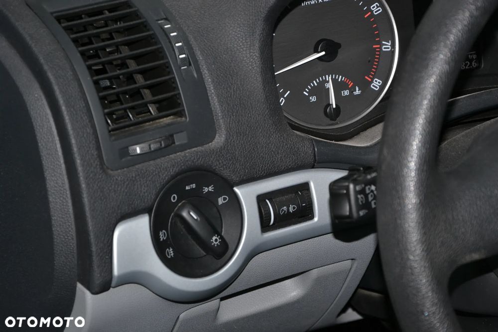 Skoda Octavia 1.8 T FSI Ambiente - 9