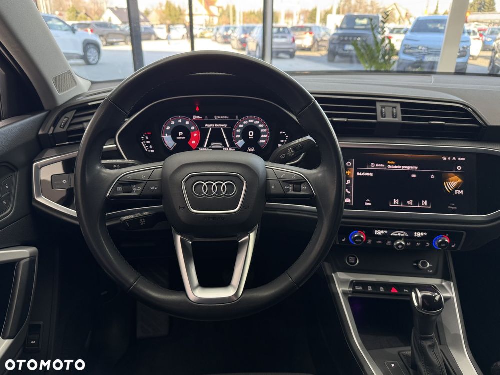 Audi Q3 Sportback - 15