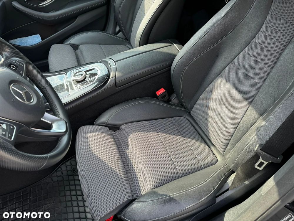 Mercedes-Benz Klasa E - 11