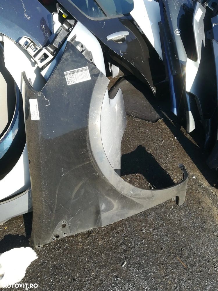 Aripa dreapta fata pentru Renault Clio 3 - 1