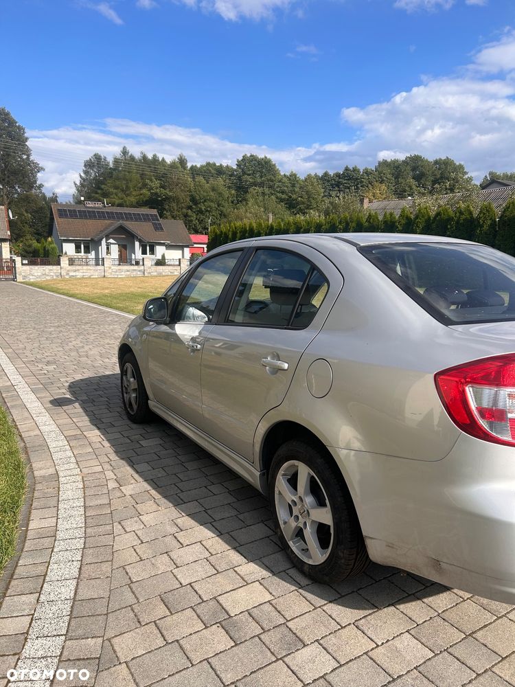Suzuki SX4 1.6 GS/Premium - 3
