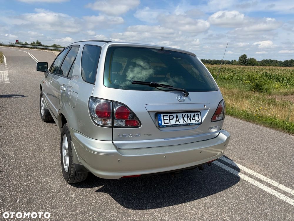 Lexus RX - 11
