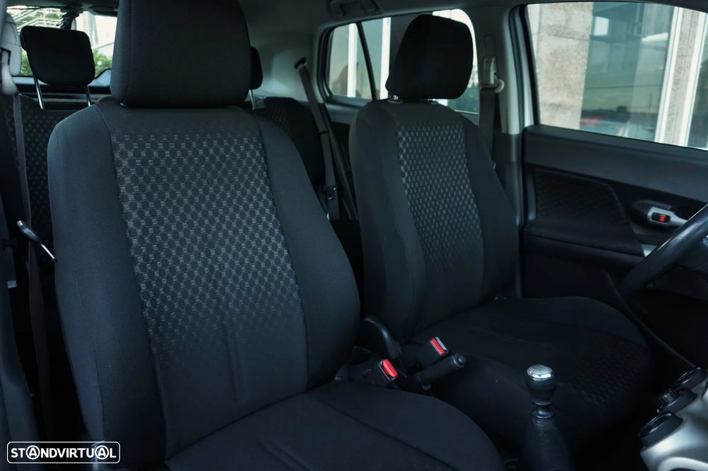 Toyota Urban Cruiser 1.33 4x2 Town - 21