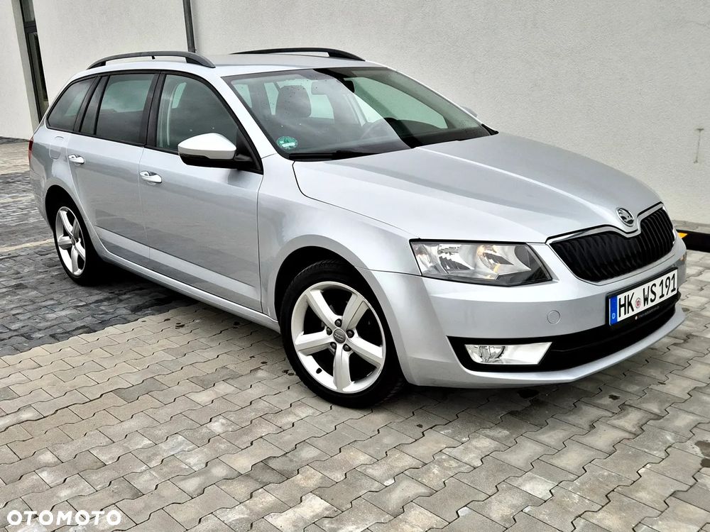Skoda Octavia 1.6 TDI DPF Ambition - 2