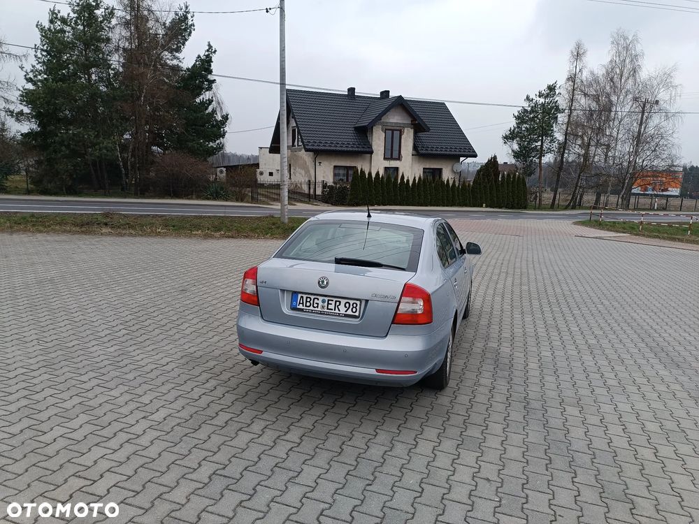 Skoda Octavia 1.6 Style - 6