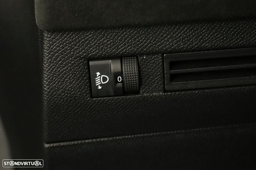 DS DS4 1.2 PureTech Performance Line EAT8 - 21