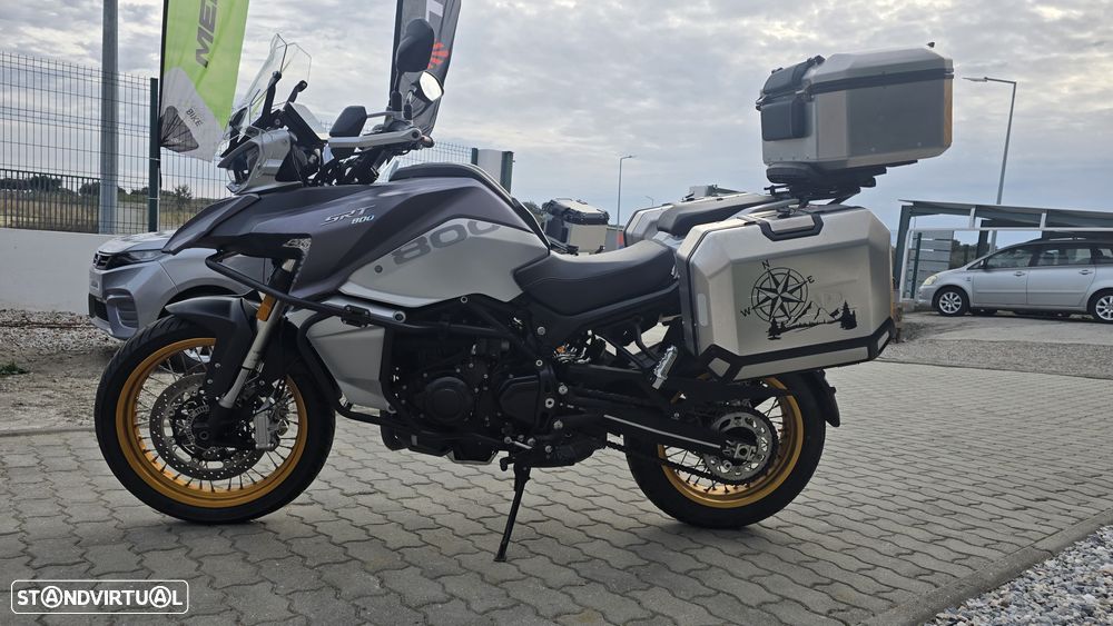 QJ Motor SRT 800X - 7