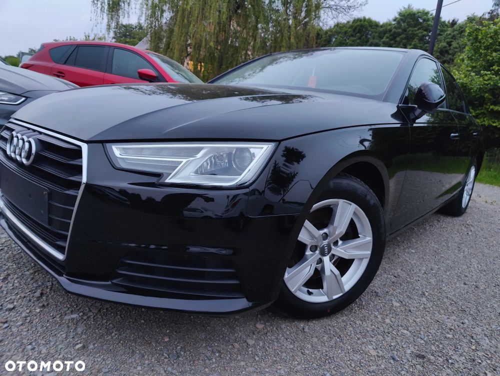 Audi A4 Limousine 1.4 TFSI Design S tronic - 10