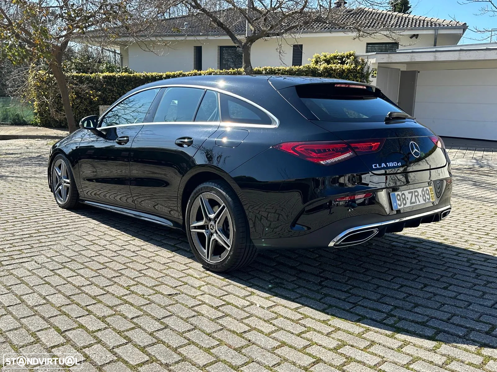 Mercedes-Benz CLA 180 d Shooting Brake AMG Line Aut. - 12