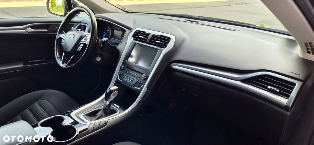 Ford Mondeo SW 2.0 EcoBlue Titanium - 24