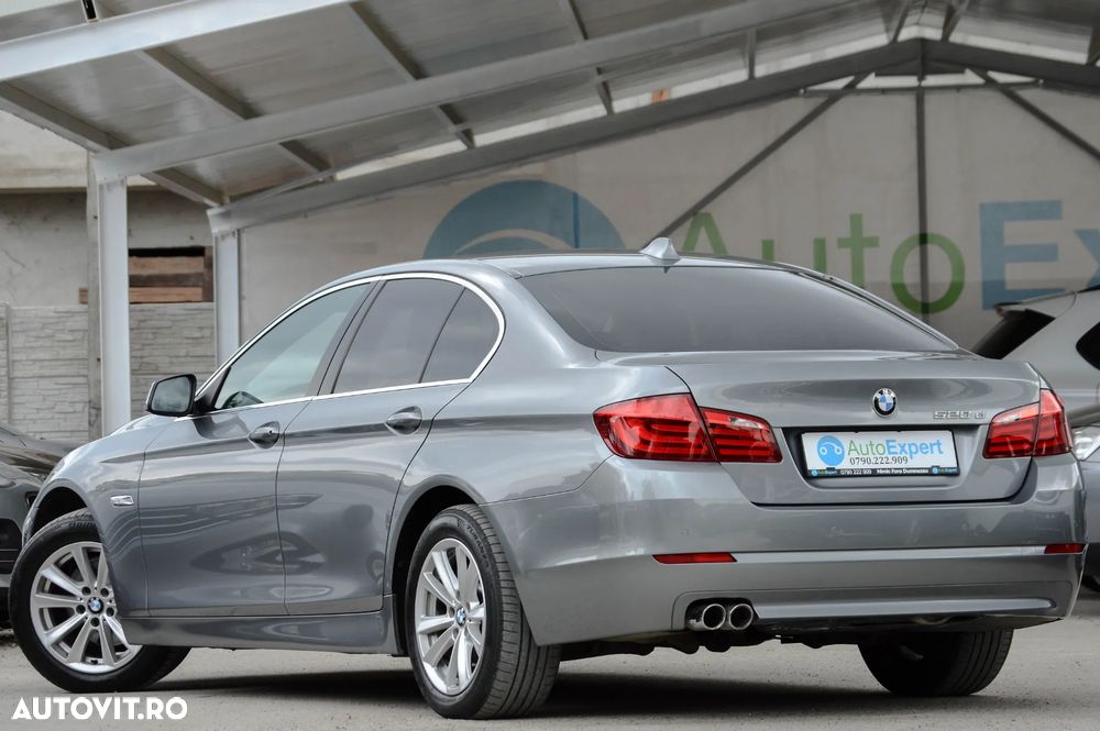 BMW Seria 5 520d Sport-Aut. - 16