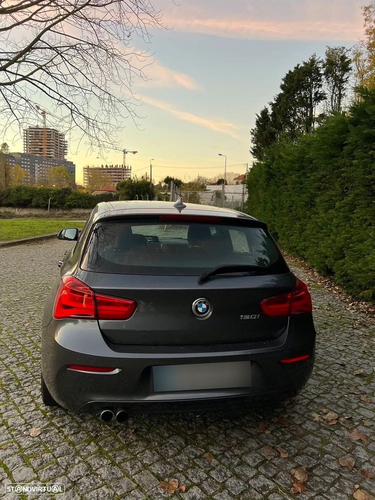 BMW 120 i Aut. Advantage - 2