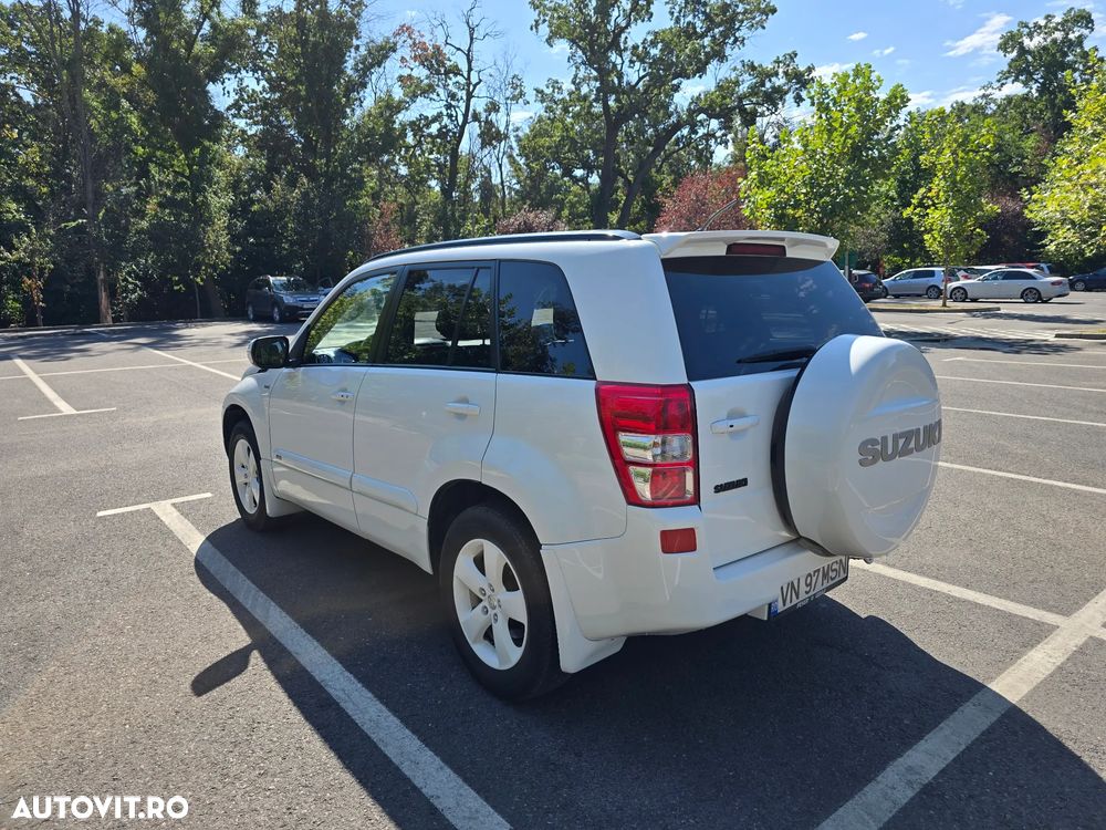 Suzuki Grand Vitara 1.9 DDIS JLX - 13