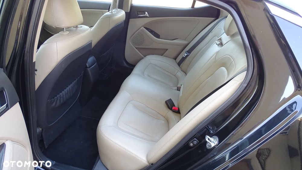 Kia Optima 1.7 CRDI Edition 7 - 14