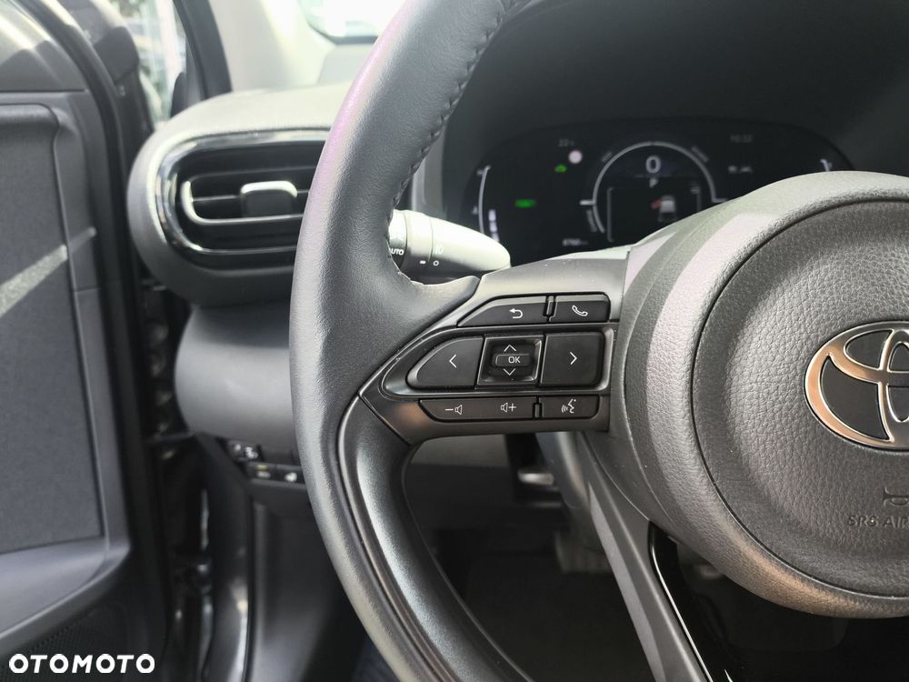 Toyota Yaris Hybrid 1.5 Style - 12
