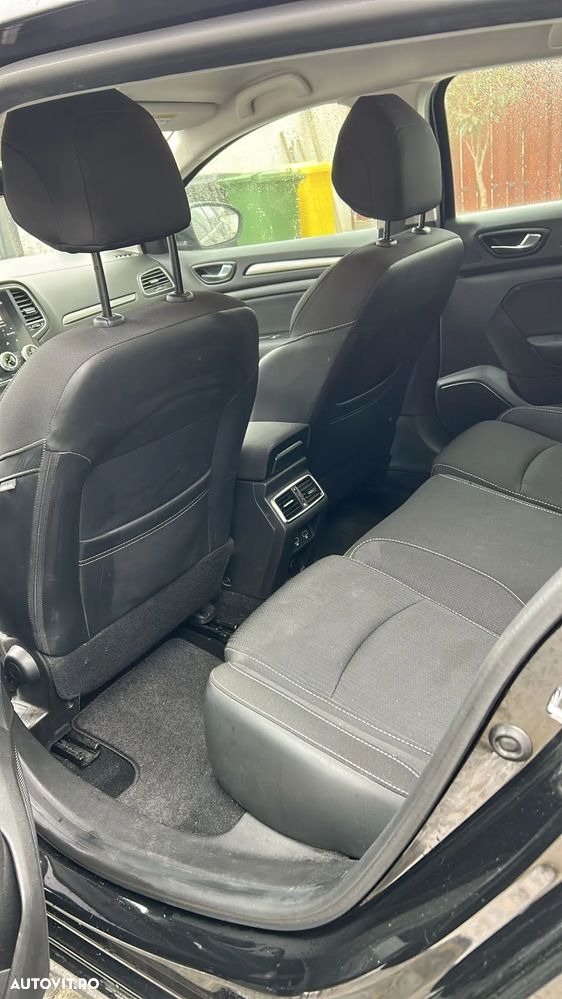 Renault Megane BLUE dCi EDC Zen - 15