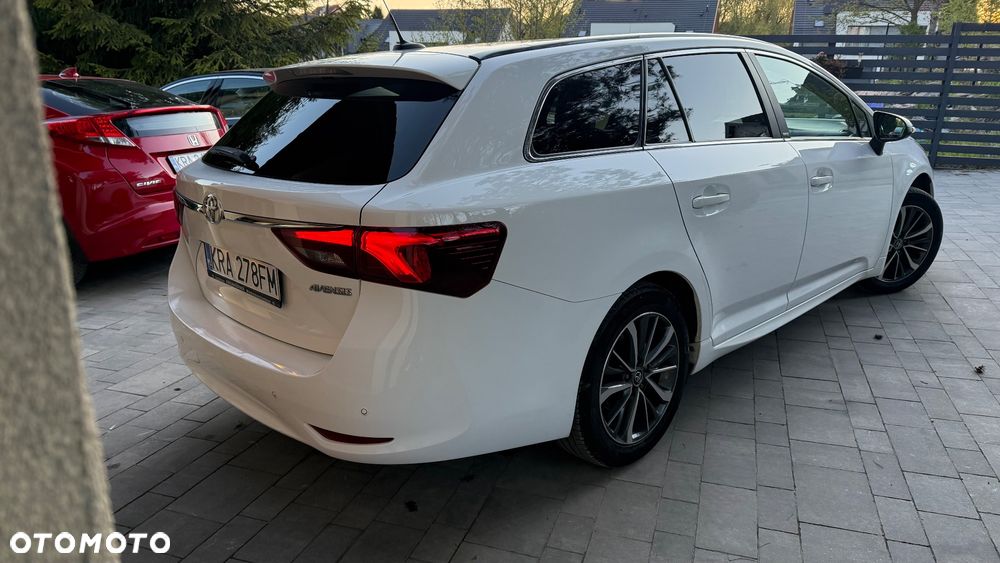Toyota Avensis Touring Sports 1.8 Edition S+ - 3