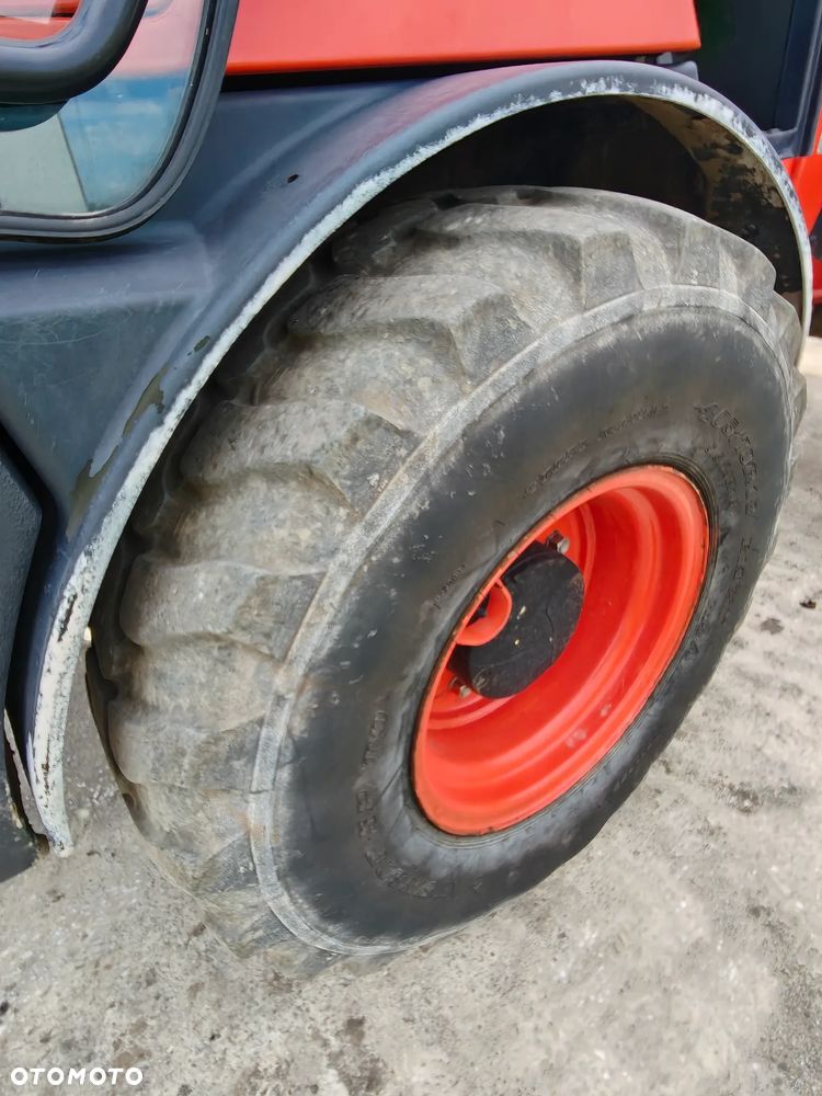 Kubota R090 - 17