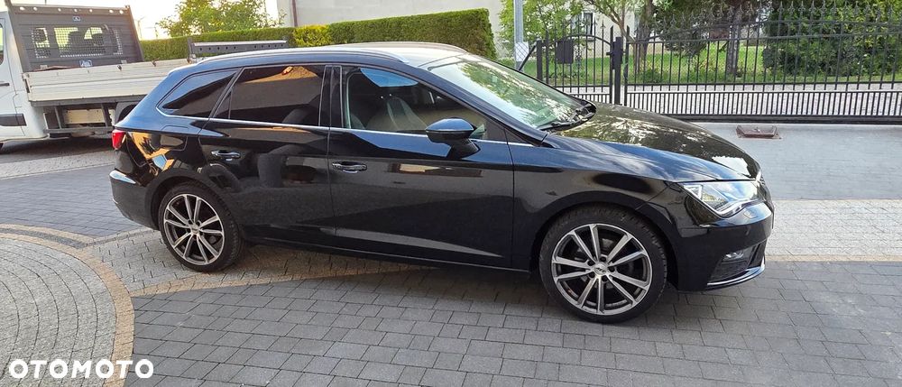 Seat Leon 1.5 TSI ACT DSG OPF Xcellence - 4
