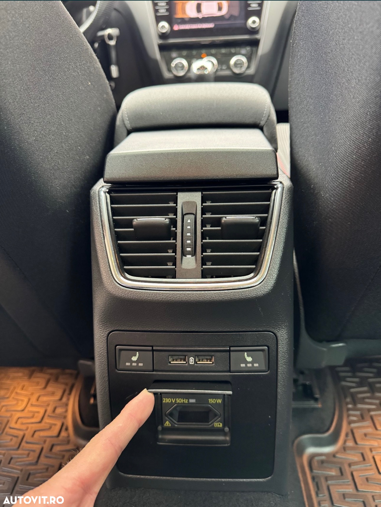 Skoda Octavia 2.0 TDI DSG Style - 6
