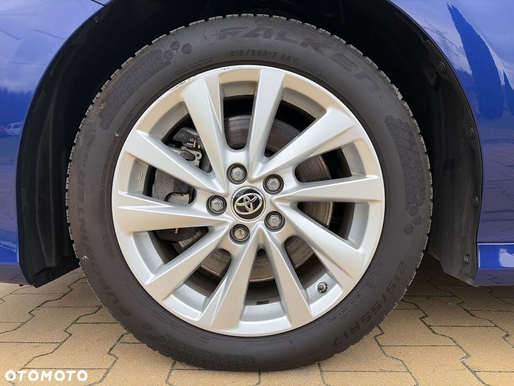 Toyota Camry 2.5 Hybrid Comfort CVT - 21