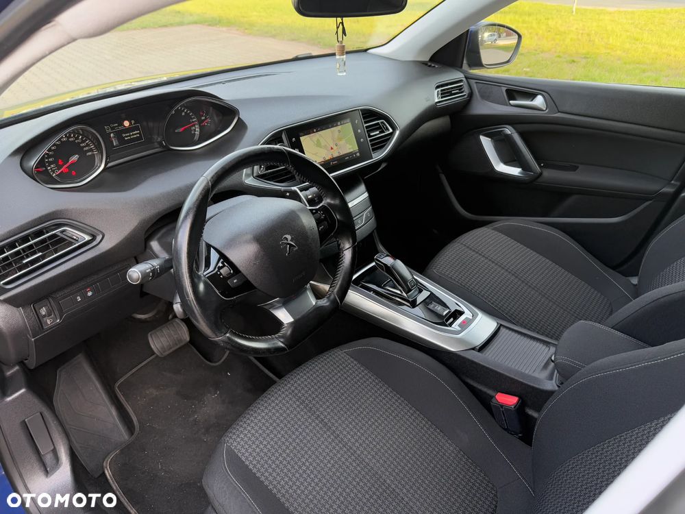 Peugeot 308 - 13