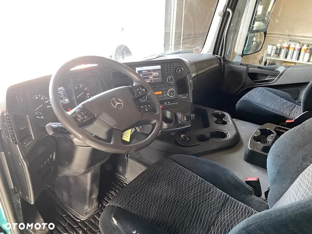 Mercedes-Benz Arocs 1843 4x4 zestaw z naczepa mulda CARNEHL - 15