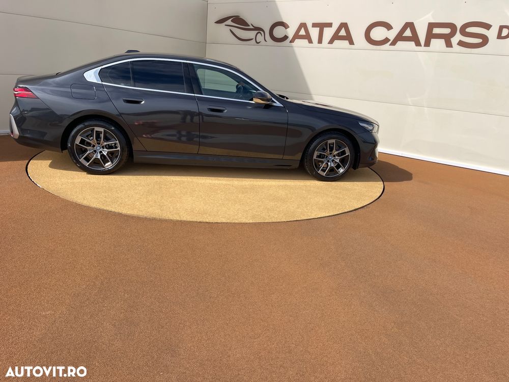 BMW Seria 5 530e Aut. - 15