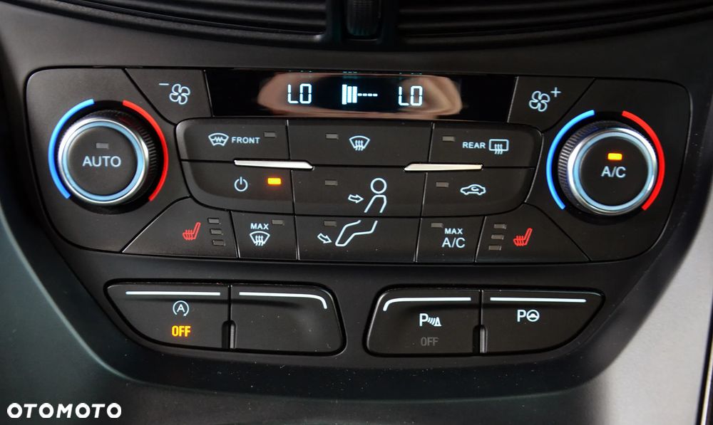 Ford Kuga 2.0 TDCi FWD ST-Line - 21